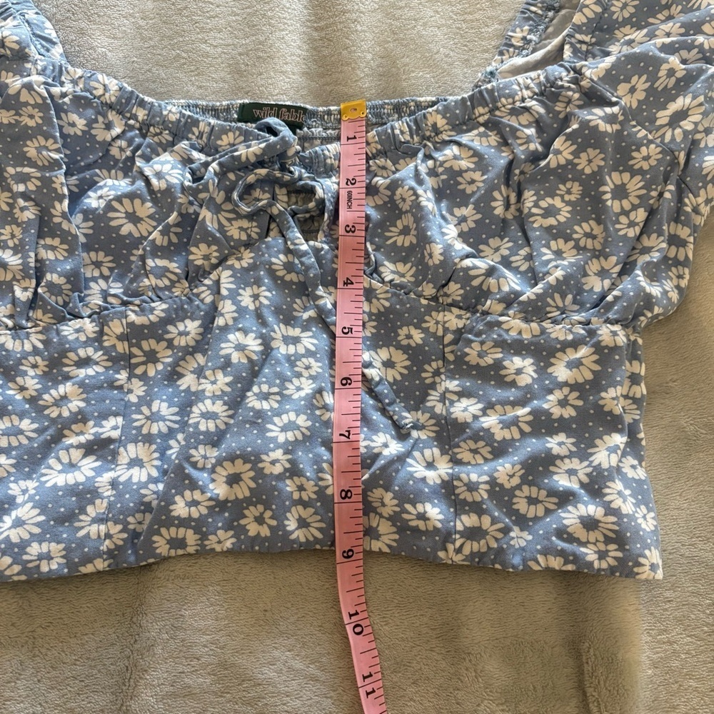 Wild Fable Women’s Blue Floral Long Sleeve Cropped Blouse - Picture 10 of 11